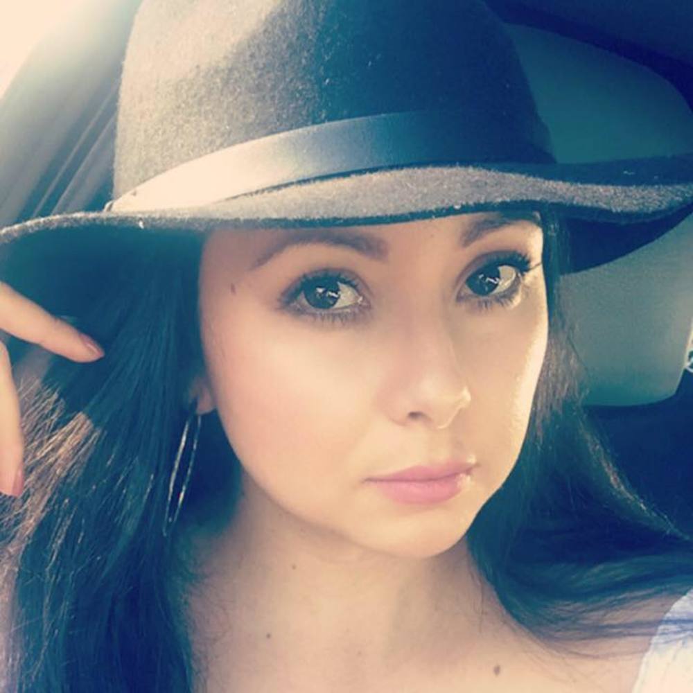 Meet your Posher, Marisol